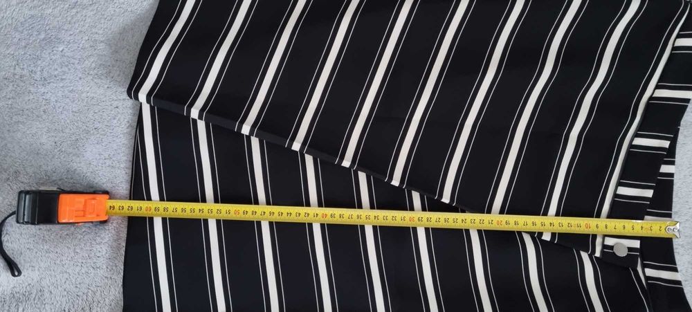 Spodnica midi w paski Parisian