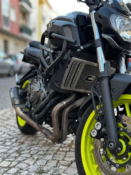 Yamaha MT-07 35kW Night Fluo - 2018