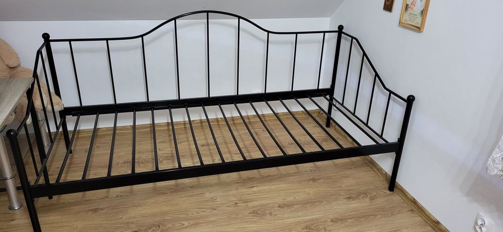 Łóżko metalowe  200x90