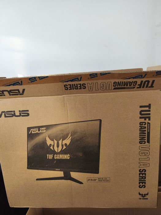 PC desktop 1050ti i5 8400 + monitor ASUS  1440p