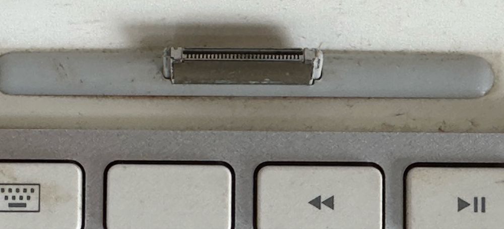 Teclado Apple para usar com iPad ou iPhone