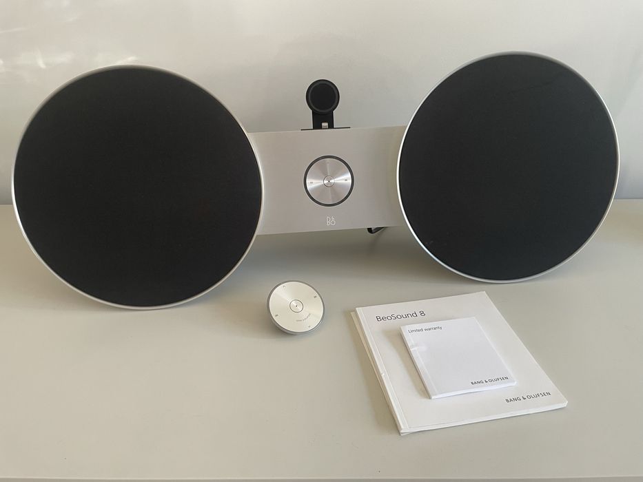 BeoPlay A8 - Bang & Olufsen - como novo, c/ comando e embalagem