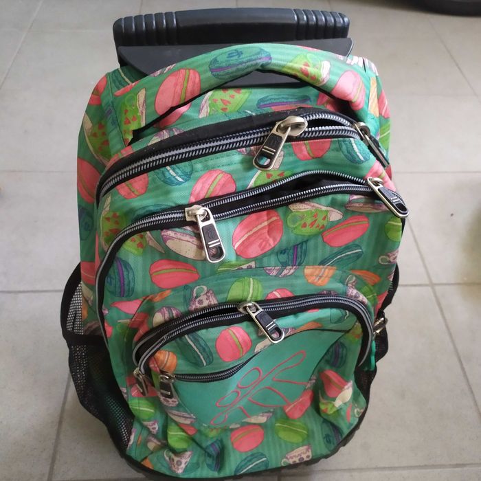 Trolley Totto com rodas + lancheira