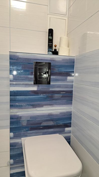 Вільна . ДОКУМЕНТИ .Є квартири, у різних районах міста