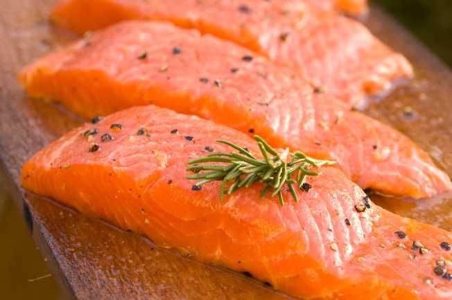 Бастурма Кавказская говядина/свинина/куриное филе/раба Лосось