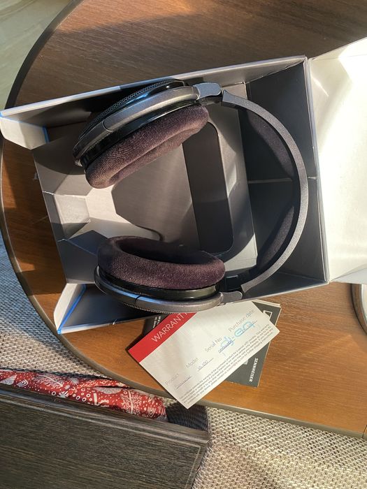 Студійні навушники Sennheiser HD 650 (Комплект, Коробка)