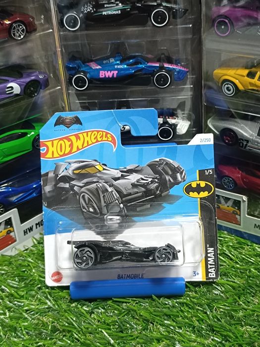 Hot Wheels Batmobile