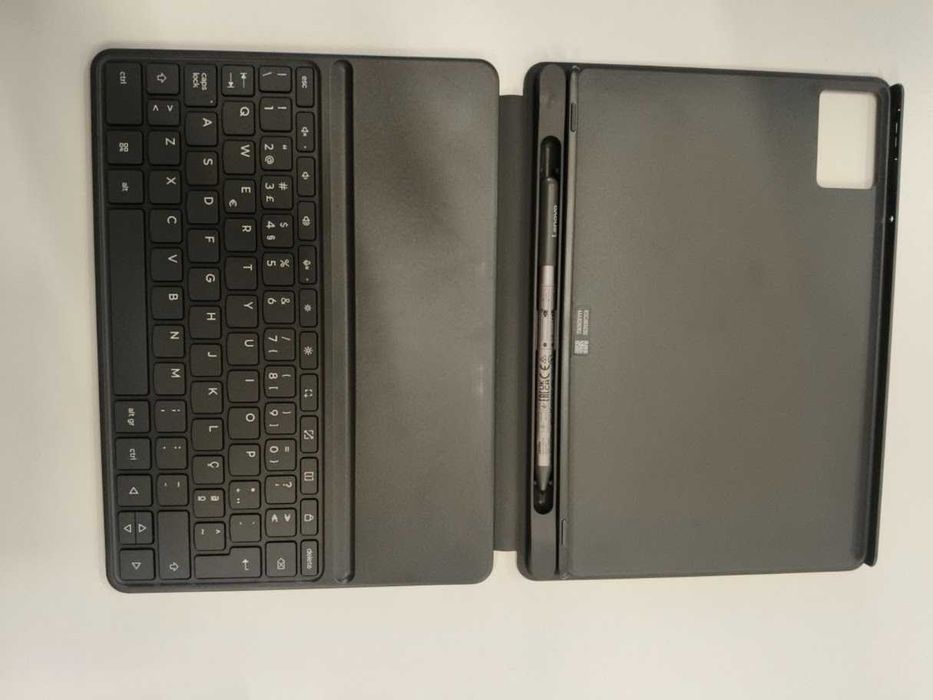 Tablet Idea Tab 11 LENOVO (11'' - 8 GB - 128 GB - Cinzento) + Caneta + Capa com Teclado