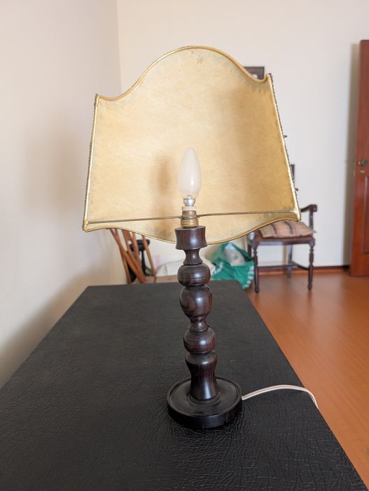 Candeeiros de mesa cabeceira pau preto  (30/55 cm)
 moderno e