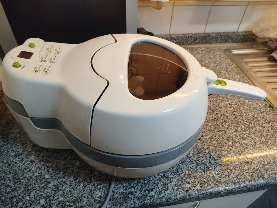 Air Frye da marca Tefal .