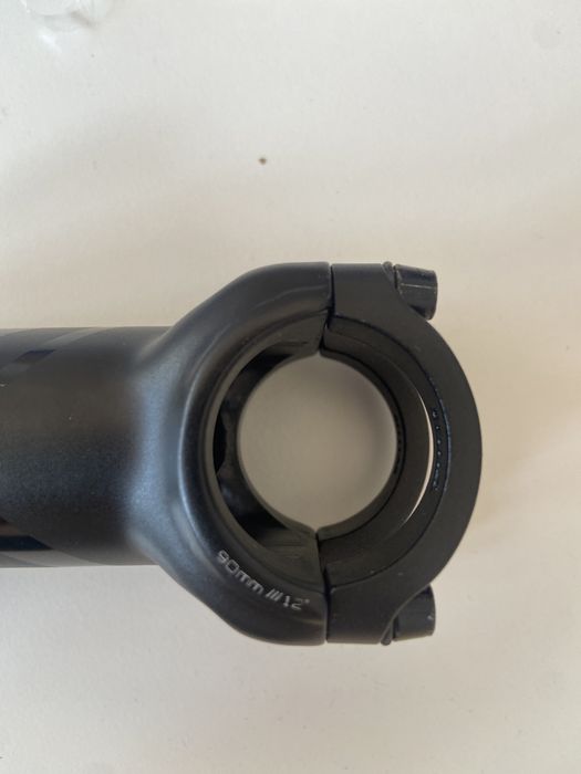 Peças Specialized - Avanços de 90 e 110mm, selim e guiador
