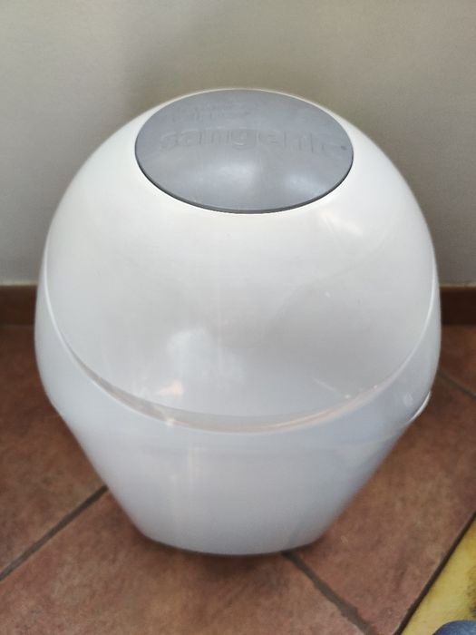 Balde para fraldas Sangenic + redutor sanita