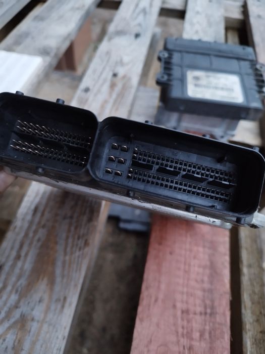 Sterownik silnika 2.0 tfsi Passat B5 3C0.907.115F