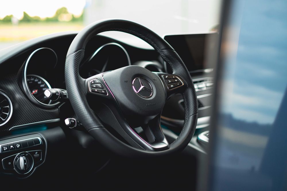 Mercedes V-Class 300d AMG 7-osobowy VIP | Burmester | Neral Mobility