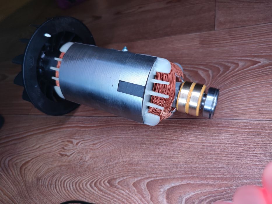 Ротор(якорь)генератора 2.5-2.8квт,НОВЫЙ, 115 мм(11.5см) длина железа