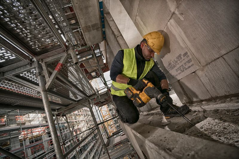 Młotowiertarka 54V Sds-Plus Xr 2*6.0Ah