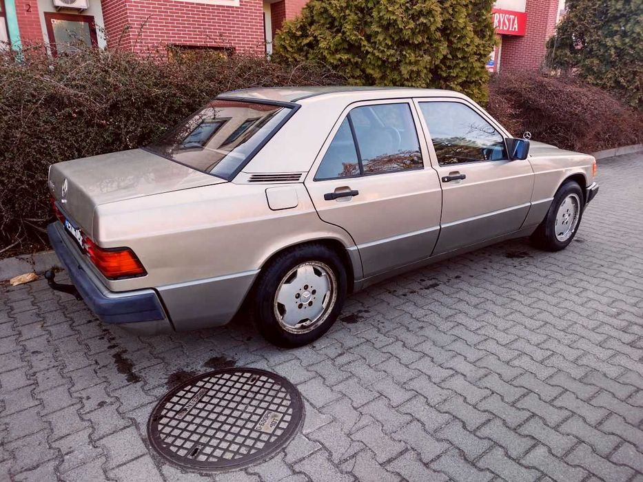 Mercedes 190e w201 1.8i felgi AMG, niski przebieg, doinwestowany