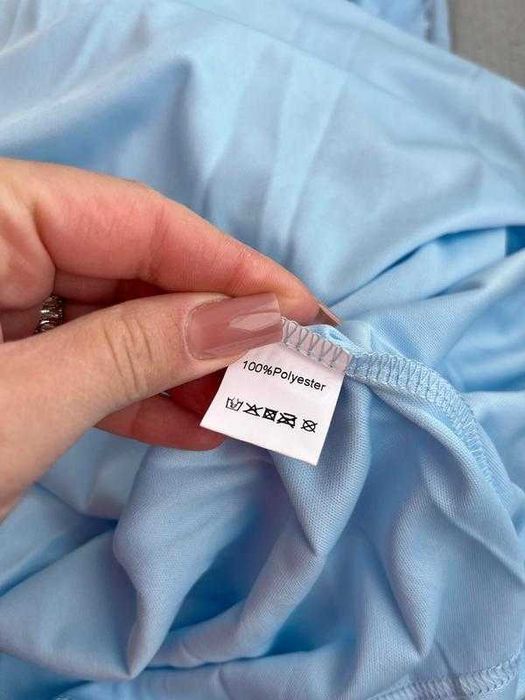 Сукня блакитна фатин в горошок міді