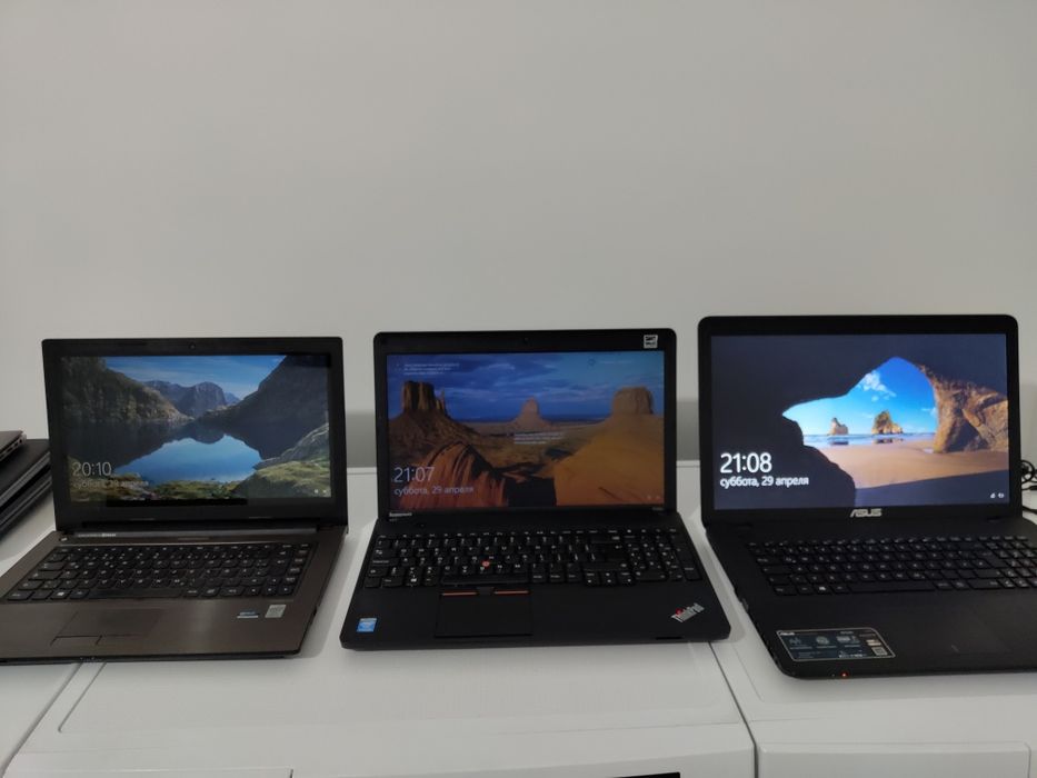 Ноутбук з Німеччини Asus.