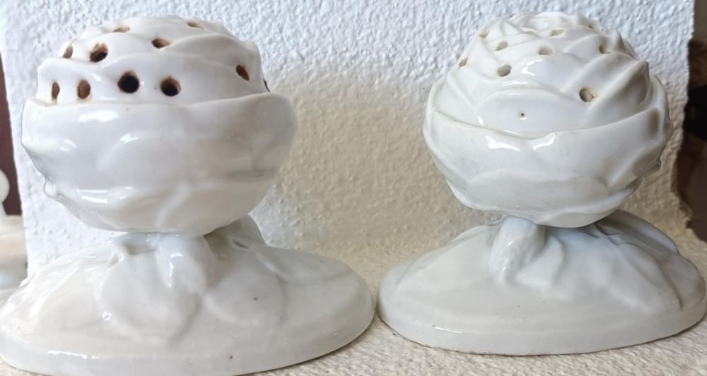 Par paliteiros rosa porcelana Vista Alegre azul 1870.1880