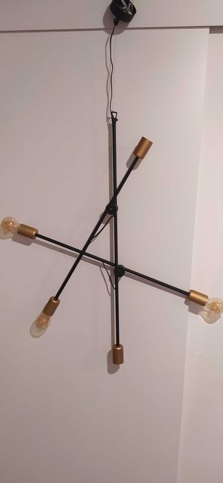 Lampa wiszącą sufitowa