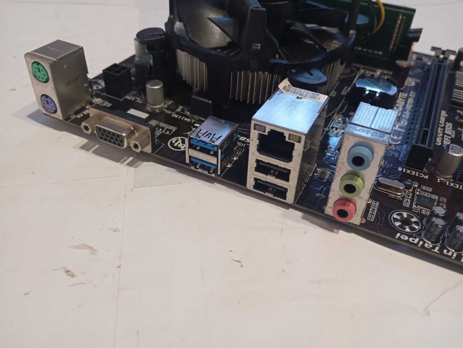 Комплект Socket 1150 Gigabyte GA-H81M-S1/Core i5-4570/DDR3 8 GB