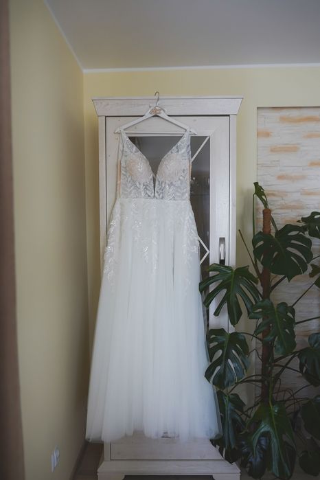 Sprzedam suknie ślubną-bardzo dobry stan