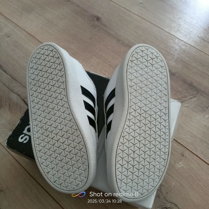 Buty Adidas 24 unisex