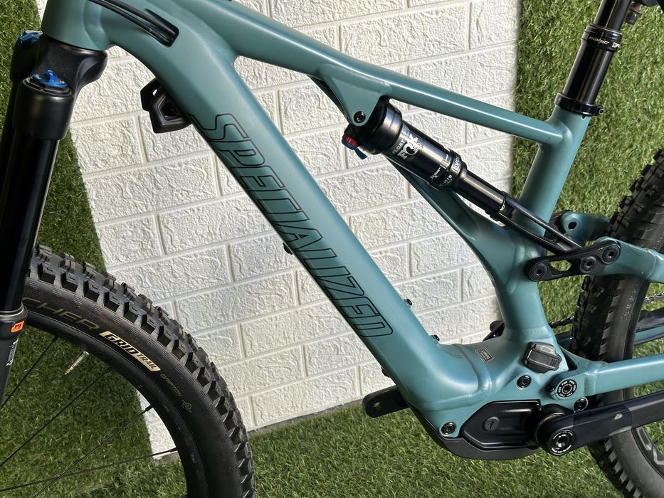 Електровелосипед Specialized Turbo Levo SL