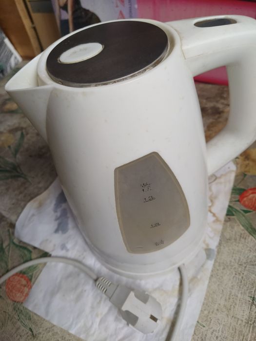 Чайники электрические б/у меняю