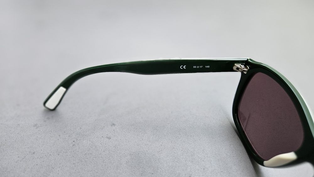 Okulary przeciwsłoneczne Lacoste L827S-315