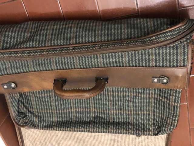 Saco de viagem para fatos em pele genuína e vinil