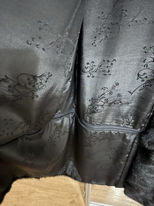 ХL  Норковая шуба с капюшоном ,черная авто леди полушубок