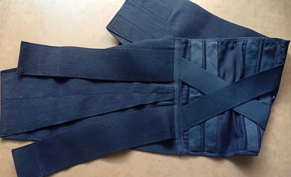 Бандаж для спини