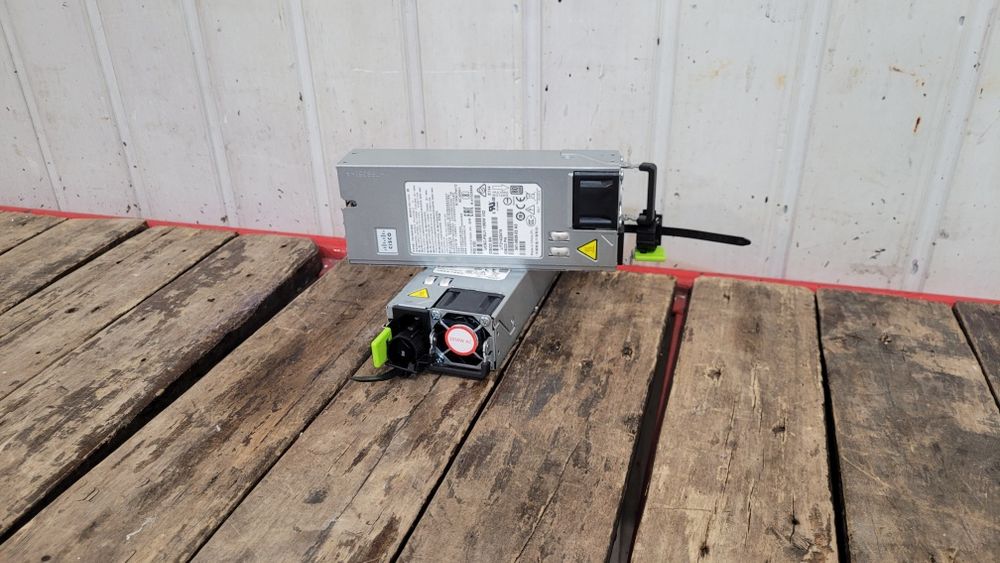 Серверный блок питания "CISCO"