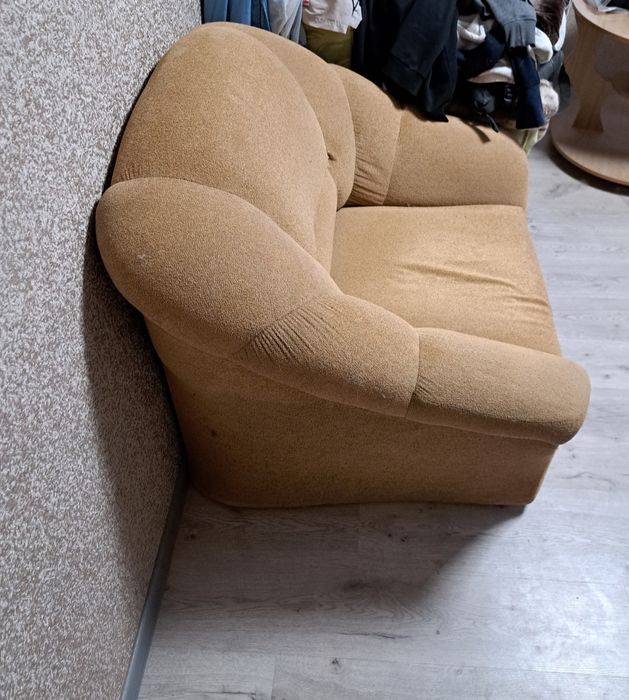 Продам крісло розкладне.