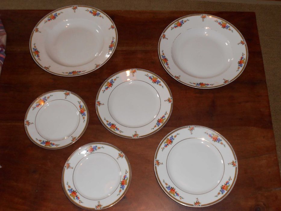 Pratos antigos loica florida