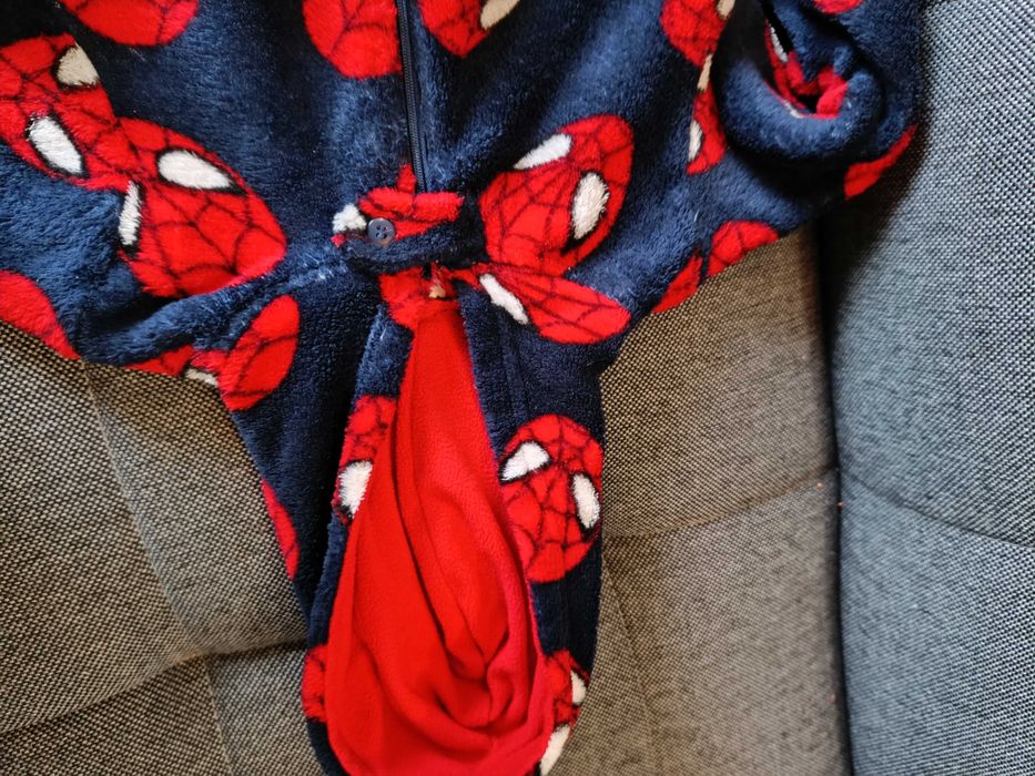 Polarowy Pajacyk w Spidermana 98