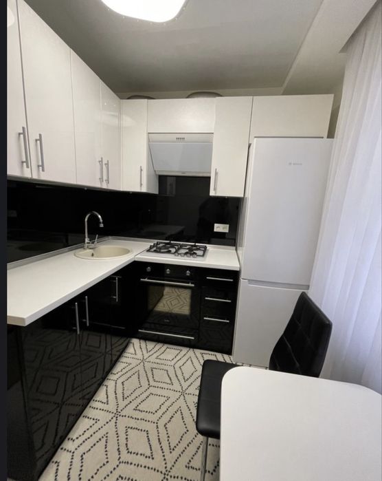 Продам 2к квартиру проспект Поля (Кирова)