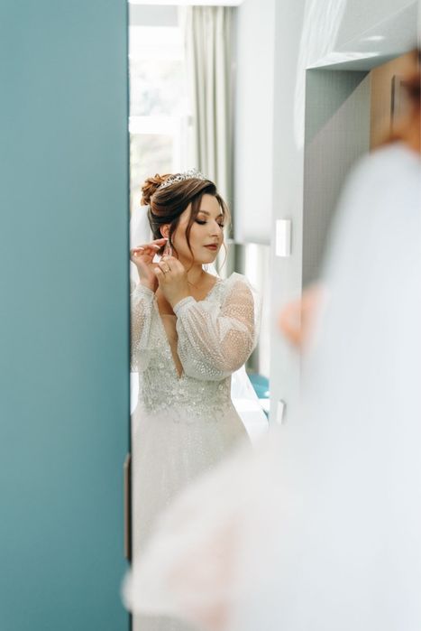 Весільна сукня розмір М