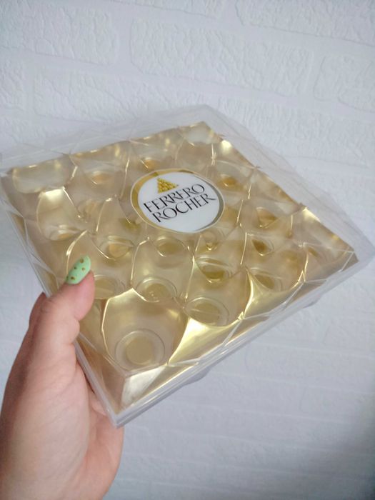 Plastikowe pudełko na drobiazgi do przechowywania