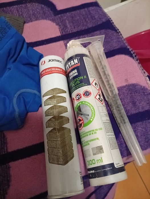 Klej montażowy 4szt