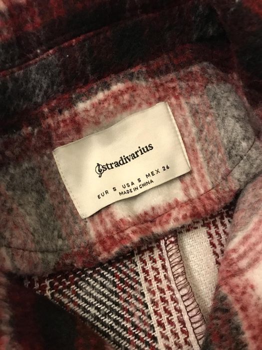 Casaco camiseiro comprido Stradivarius