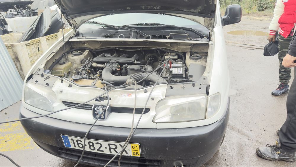 Carrinha Peugeot partner 1.9 D ano 2000 para venda de peças
