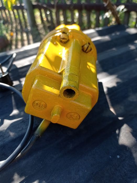 Насос під відновлення