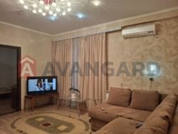 Продаж дому у Космічному мрні