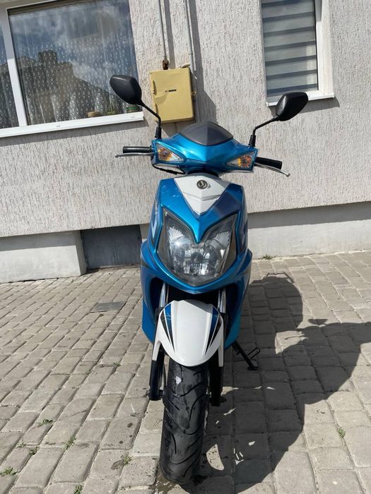 Продам скутер SYM Jet4 125