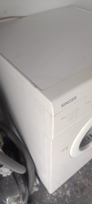 Máquina de secar roupa