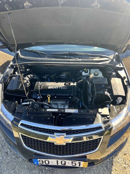 Chevrolet Cruze 1.6 Gasolina - Baixa Km