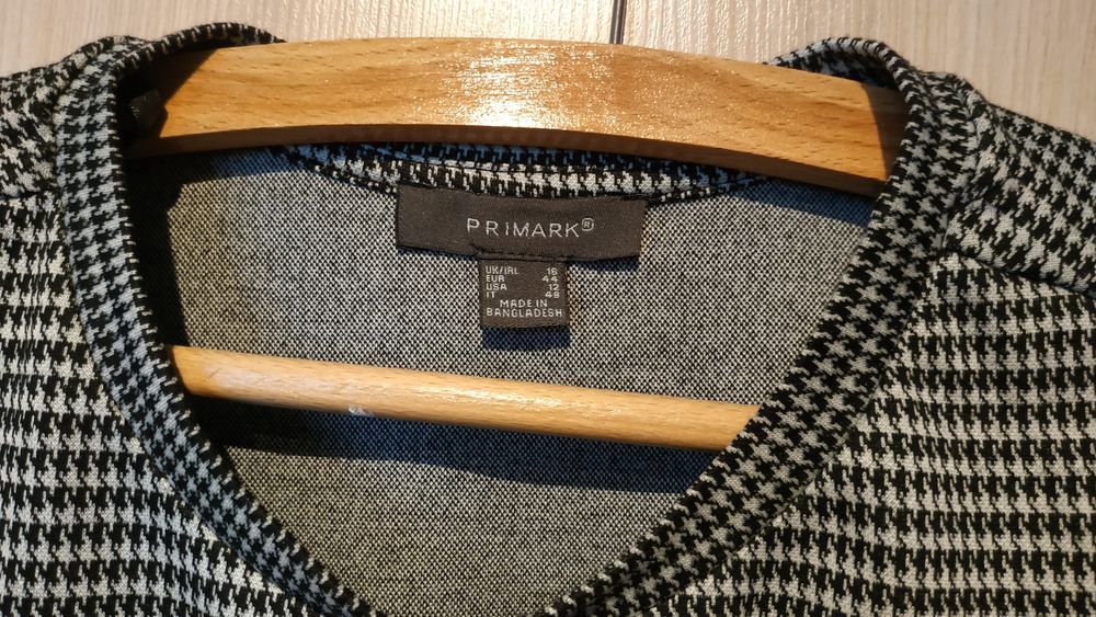 Sukienka w pepitkę, rozm. 44